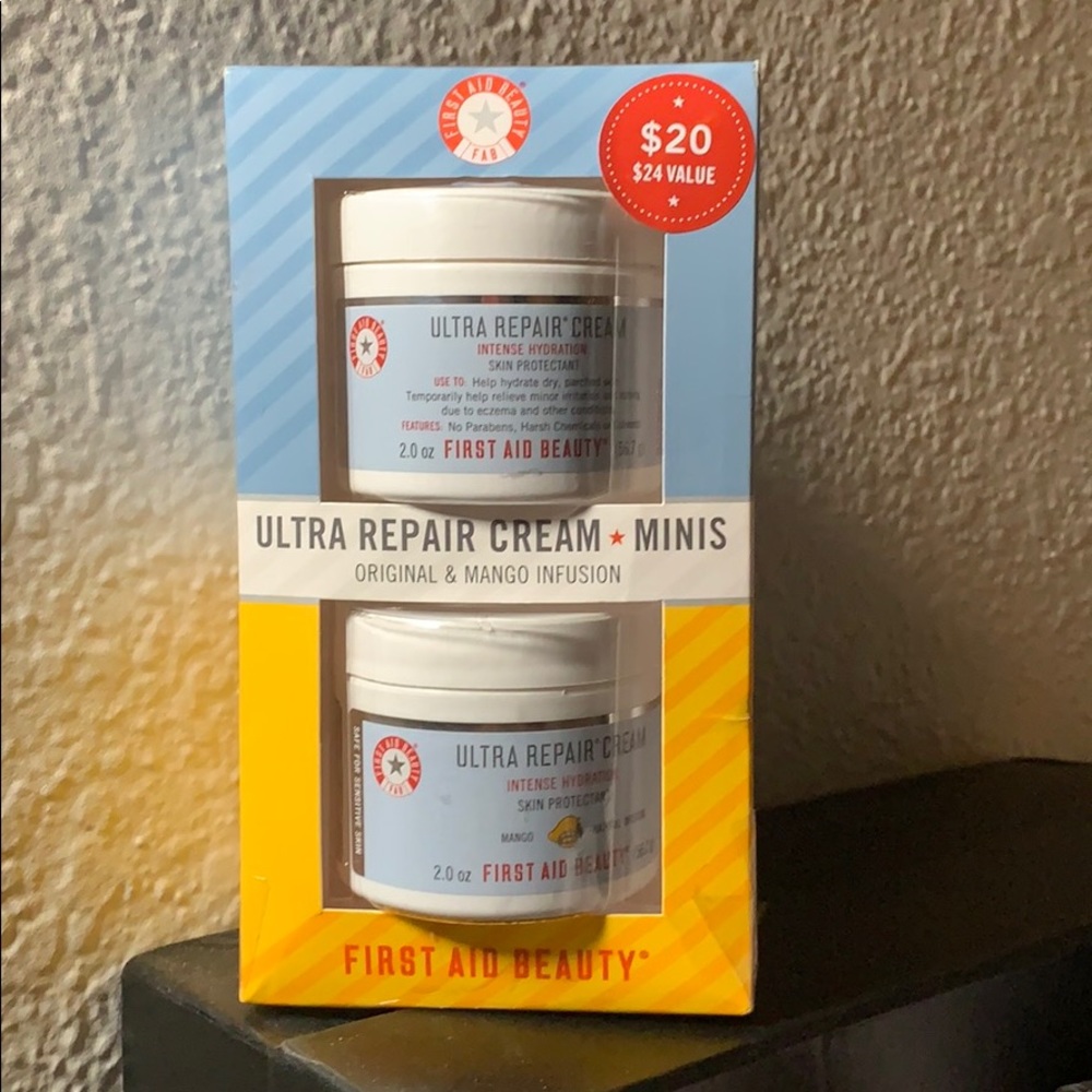 First aid beauty ultra repair cream